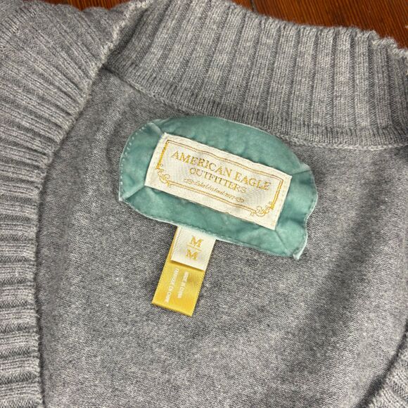 American Eagle Slouchy V-Neck Knit Sweater Gray Size M - Picture 2 of 7